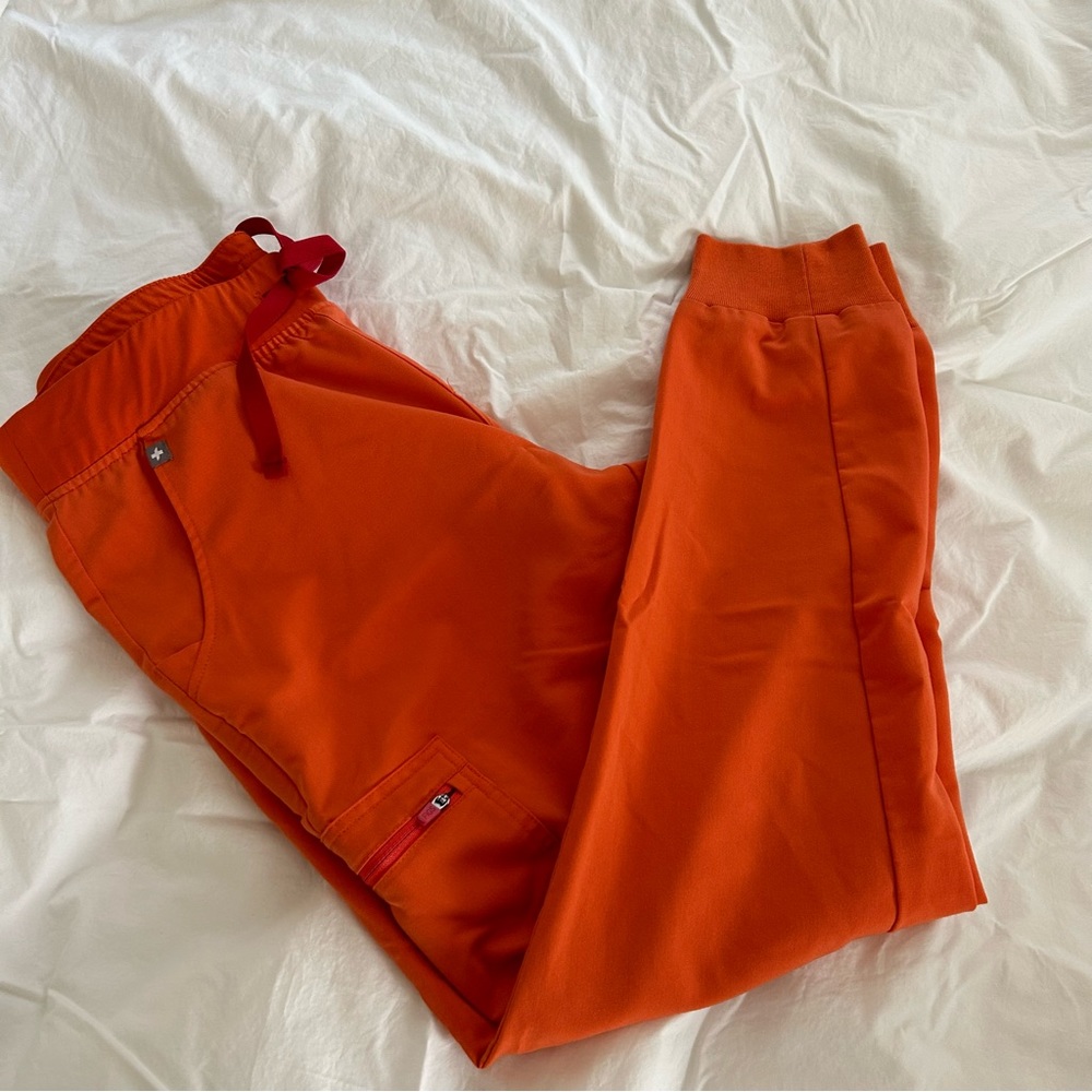 COPY - Figs Zamora Joggers - Sunset Orange - M